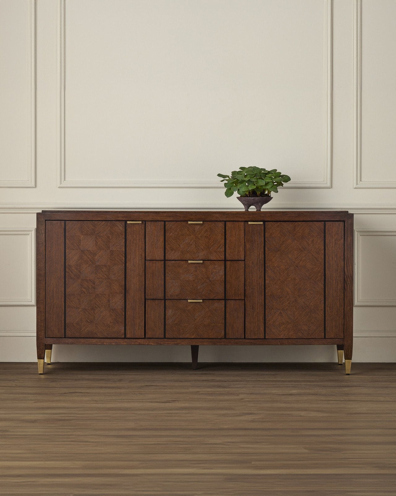 Dorian Credenza